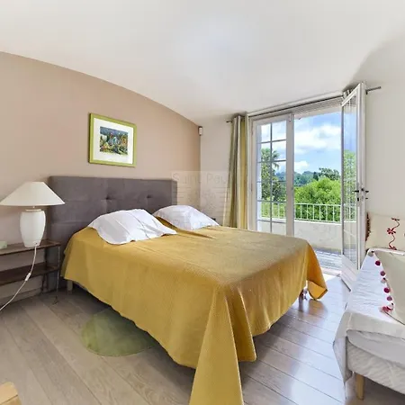 Sainte Colombe Villa *